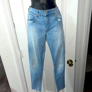 Short super stretch American Eagle skinny jeans